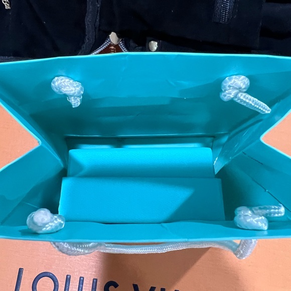 Tiffany & Co 925 necklace 34 in - Picture 4 of 8